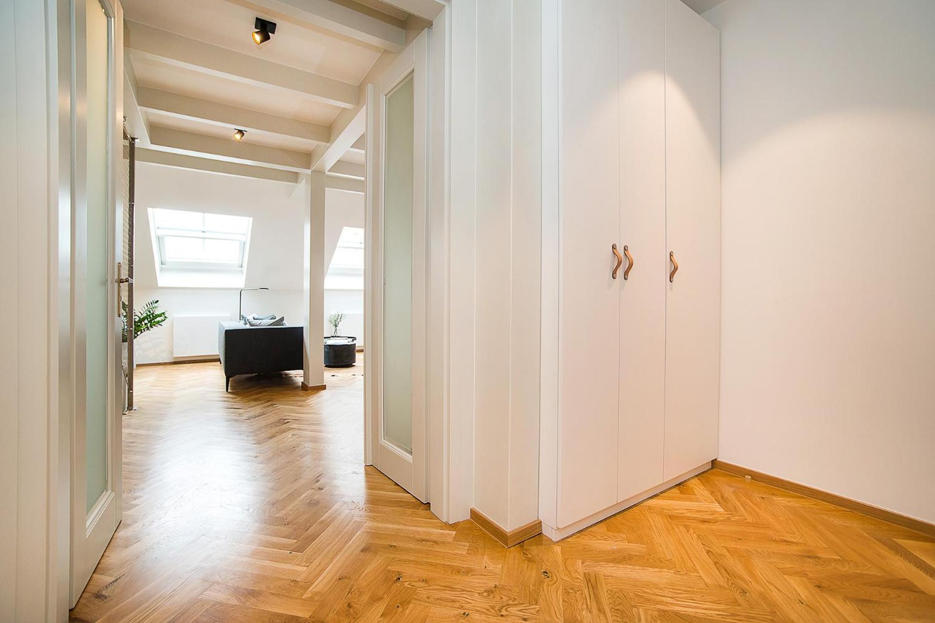 Large And Modern Apartment In The Heart Of Prag Exterior foto